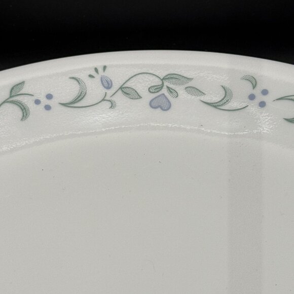 Corelle Vitrelle Country Cottage 4 White Dinner Plates 10.25” Floral & Heart - Picture 3 of 5